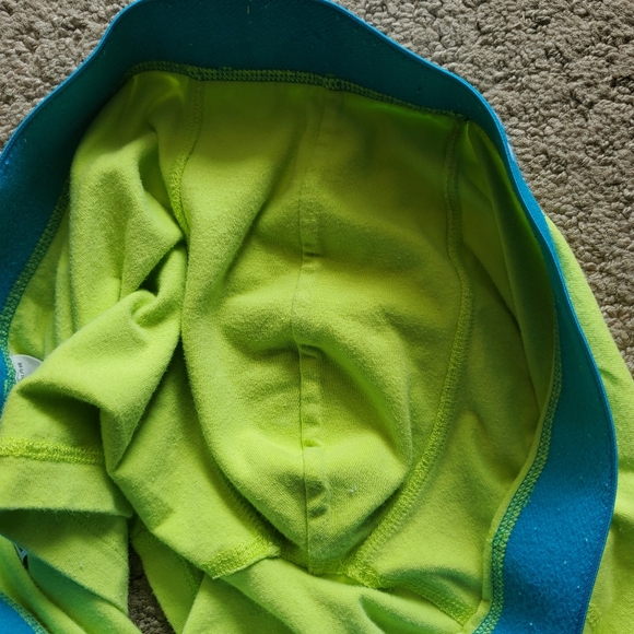 Mens Hollister trunks - Picture 3 of 3